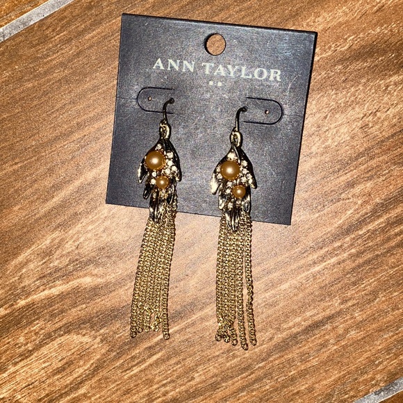 ANN TAYLOR | mesh tassel earrings - Picture 3 of 8